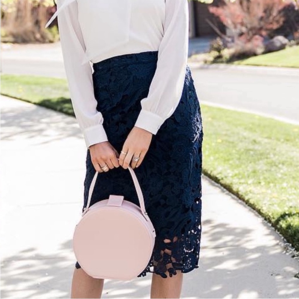 Rachel Parcell Midnight Blue Lace Pencil Skirt XS - Picture 2 of 9